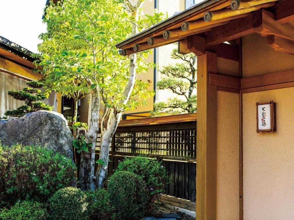 Nanaironoyu Hotel Такео Екстер'єр фото