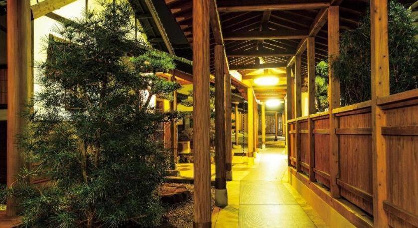 Nanaironoyu Hotel Такео Екстер'єр фото